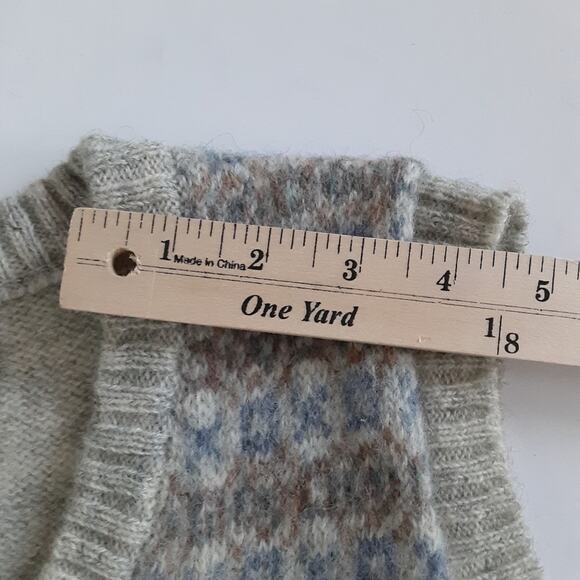 Vintage 90s Sweater Vest Gray Womens M 100% Wool - Picture 10 of 10